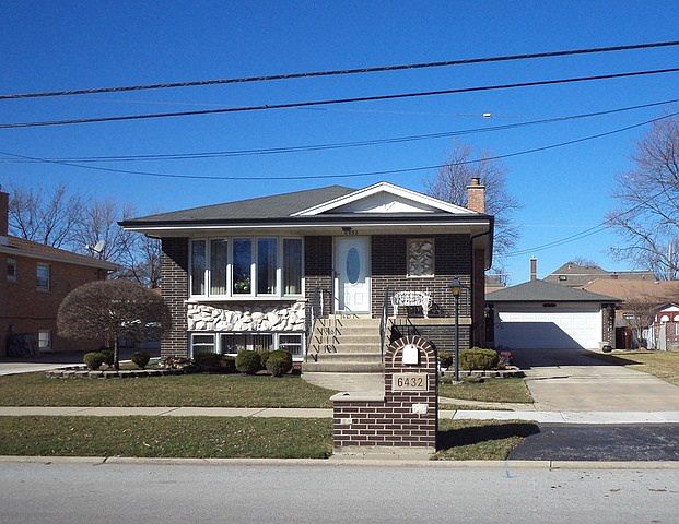 1st image of 6432 W 93rd St