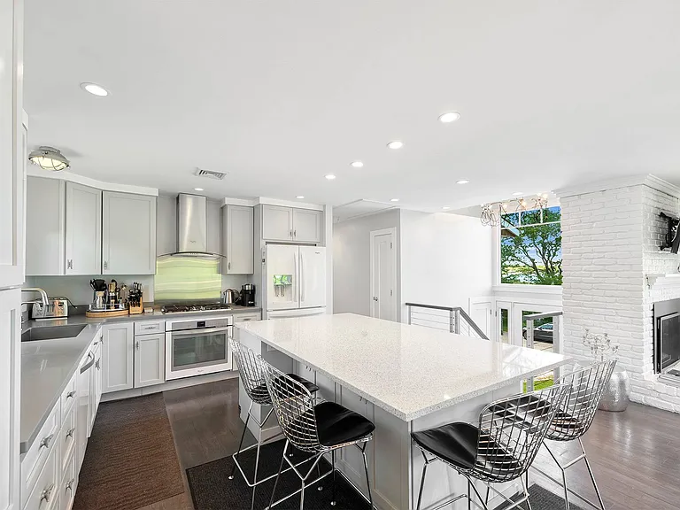 46 Cliff Dr — Photo 5