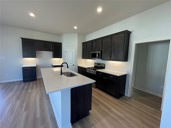 4th image of 20516 Cornerstone Rd
