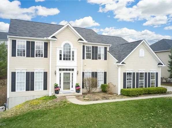 261 Alexander Ct, Akron, OH 44321