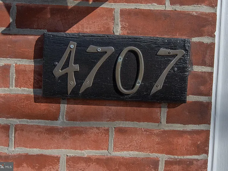 4707 Smick St — Photo 4