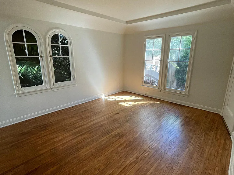 805 N Poinsettia Pl #807-4/5 — Photo 4