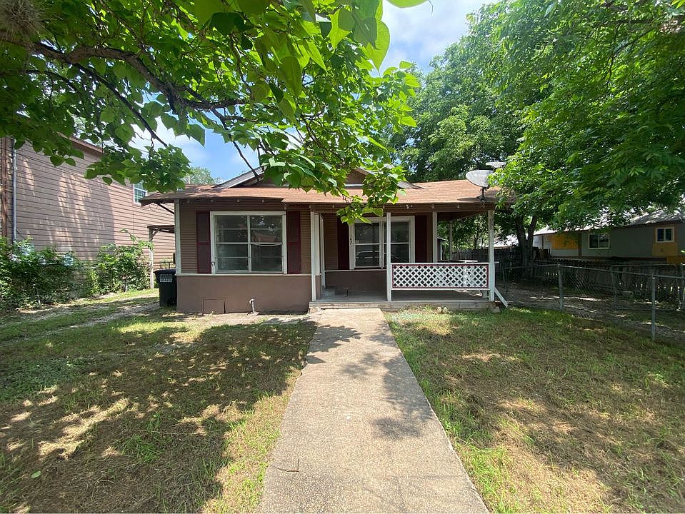 1st image of 147 Grapeland Ave