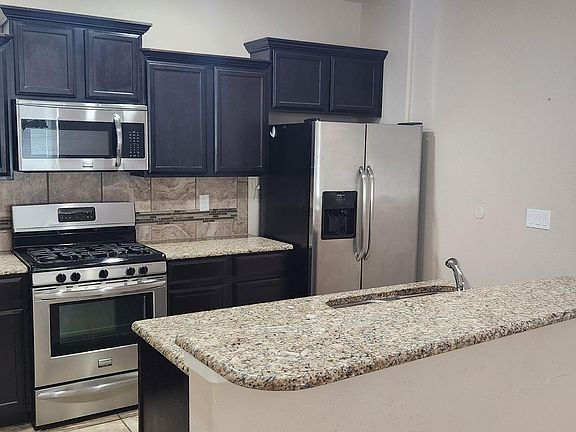 4th image of 7660 Mundy Creek Dr