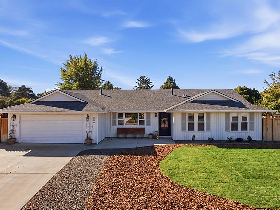 2nd image of 8001 W Colt Dr