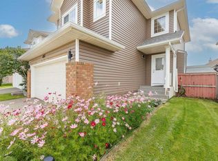 6013 N Saddlehorn Dr NE, Calgary, AB T3J4M4