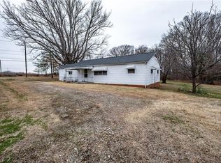 4315 Hicone Rd, Greensboro, NC 27405