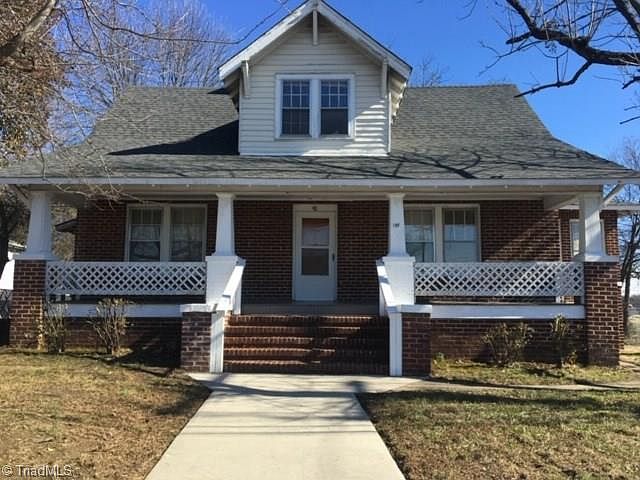 1st image of 831 Franklin Blvd