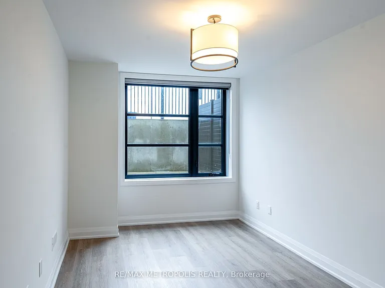 3900 Savoy St #121 — Photo 12
