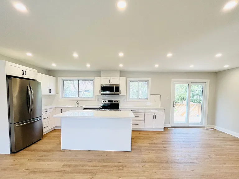 26 Oren Blvd #MAIN — Photo 10