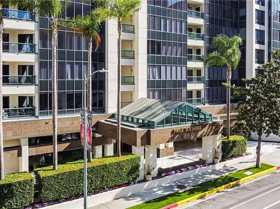 10724 Wilshire Blvd #1605