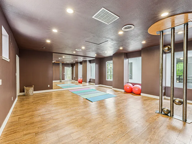 Andover Park Apartments — Photo 44