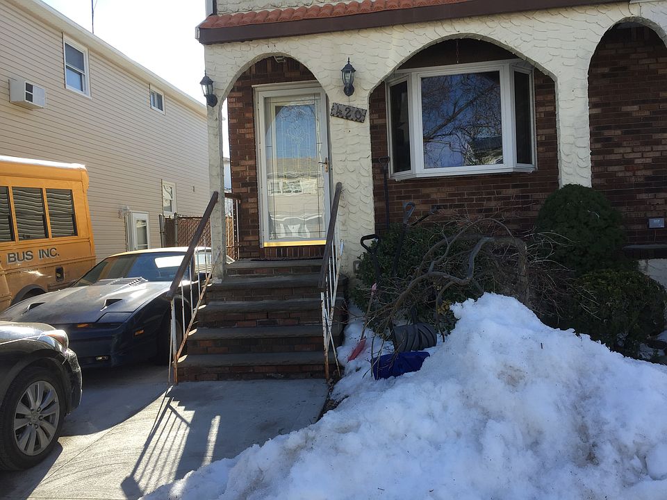 1st image of 420 Montreal Ave