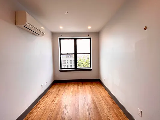 Rented by Bruma Realty LLC | media 10