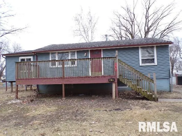 24789 179th Street Pl, Pleasant Valley, IA 52767