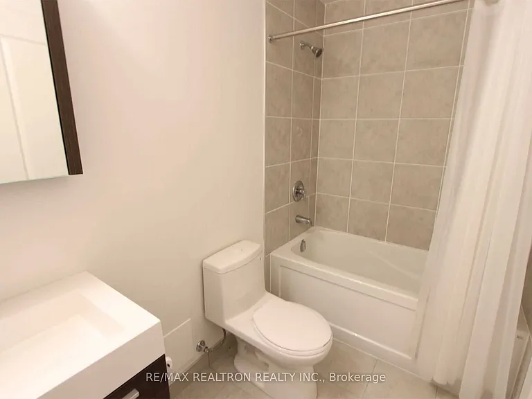 10 Rouge Valley Dr W #604 — Photo 3