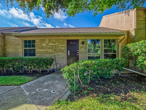 3rd image of 7512 Pebblestone Dr #32