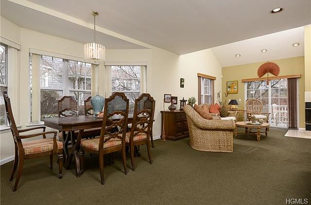 1st image of 80 Mystic Dr #80