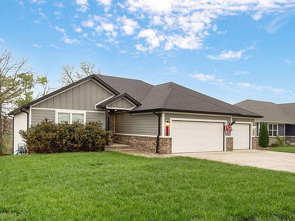 2nd image of 2123 Bull Run Road