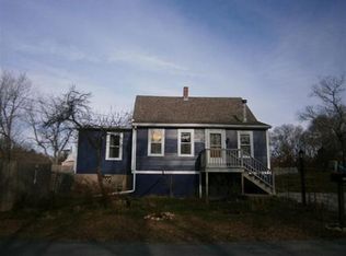62 Allen St, Acushnet, MA 02743