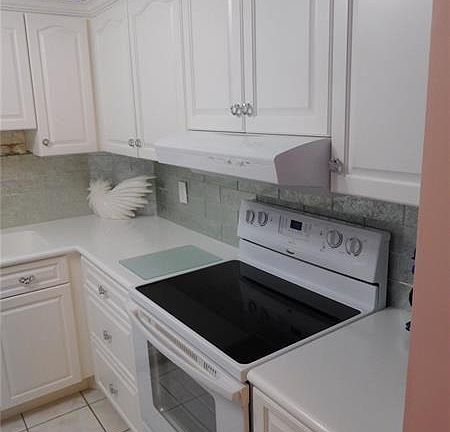 2nd image of 4001 Hillcrest Dr APT 1205