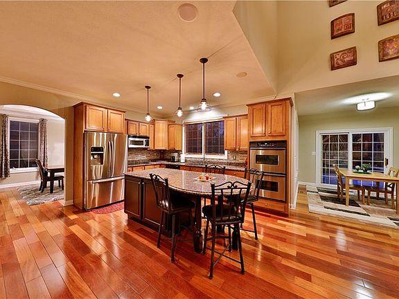 4th image of 14730 Clarinda Ct