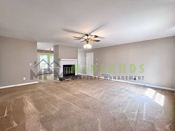 4th image of 113 Lake Shire Dr