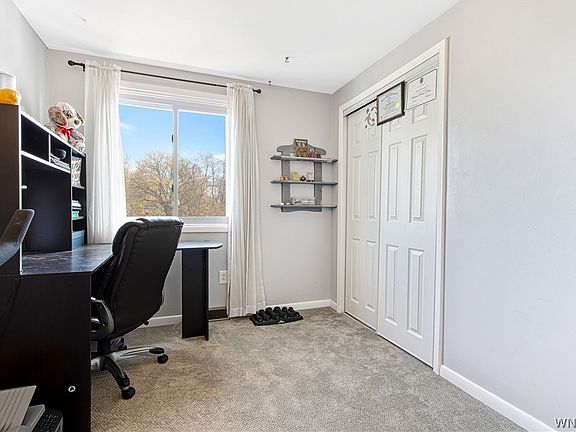 2nd image of 11 Pebble Creek Dr