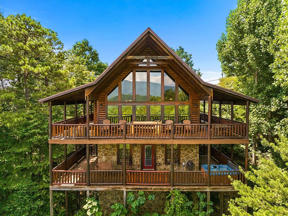 1st image of 2540 Raccoon Hollow Way
