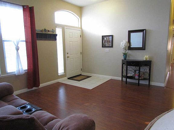 4th image of 2006 N Sunny Ln