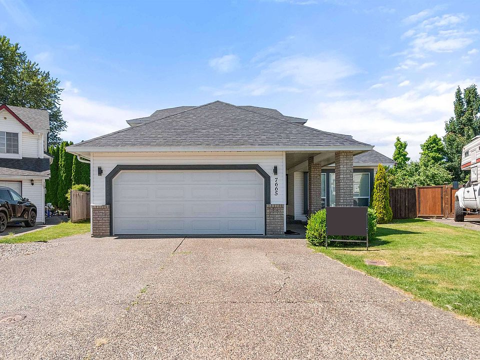1st image of 7665 Sapphire Dr
