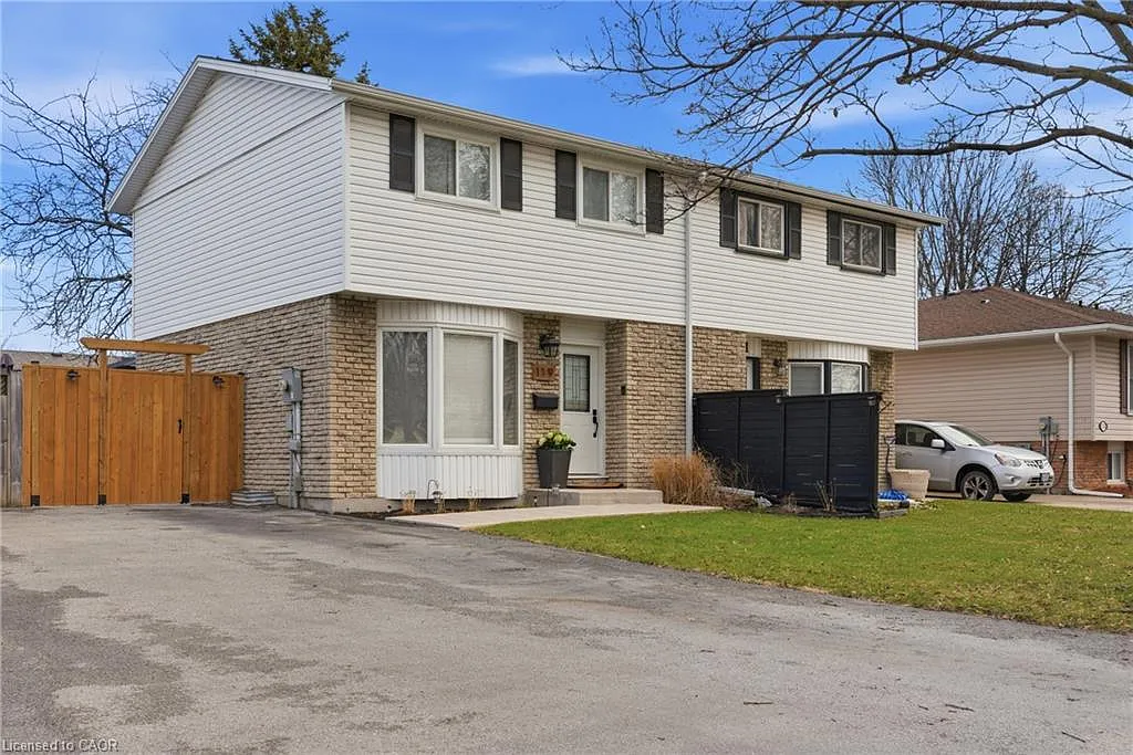 119 Dorothy St photo 1