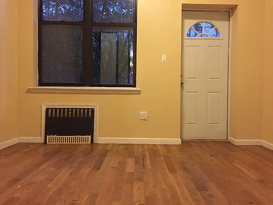 Rented by P Management | media 4