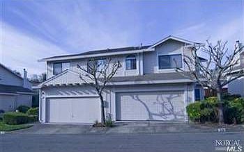 1st image of 25 Cedarwood Ln