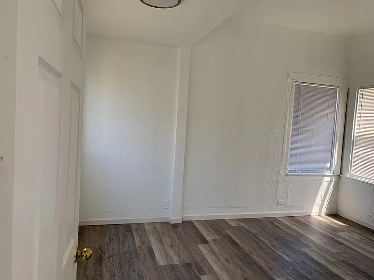 1824 Filbert St #1824 — Photo 10