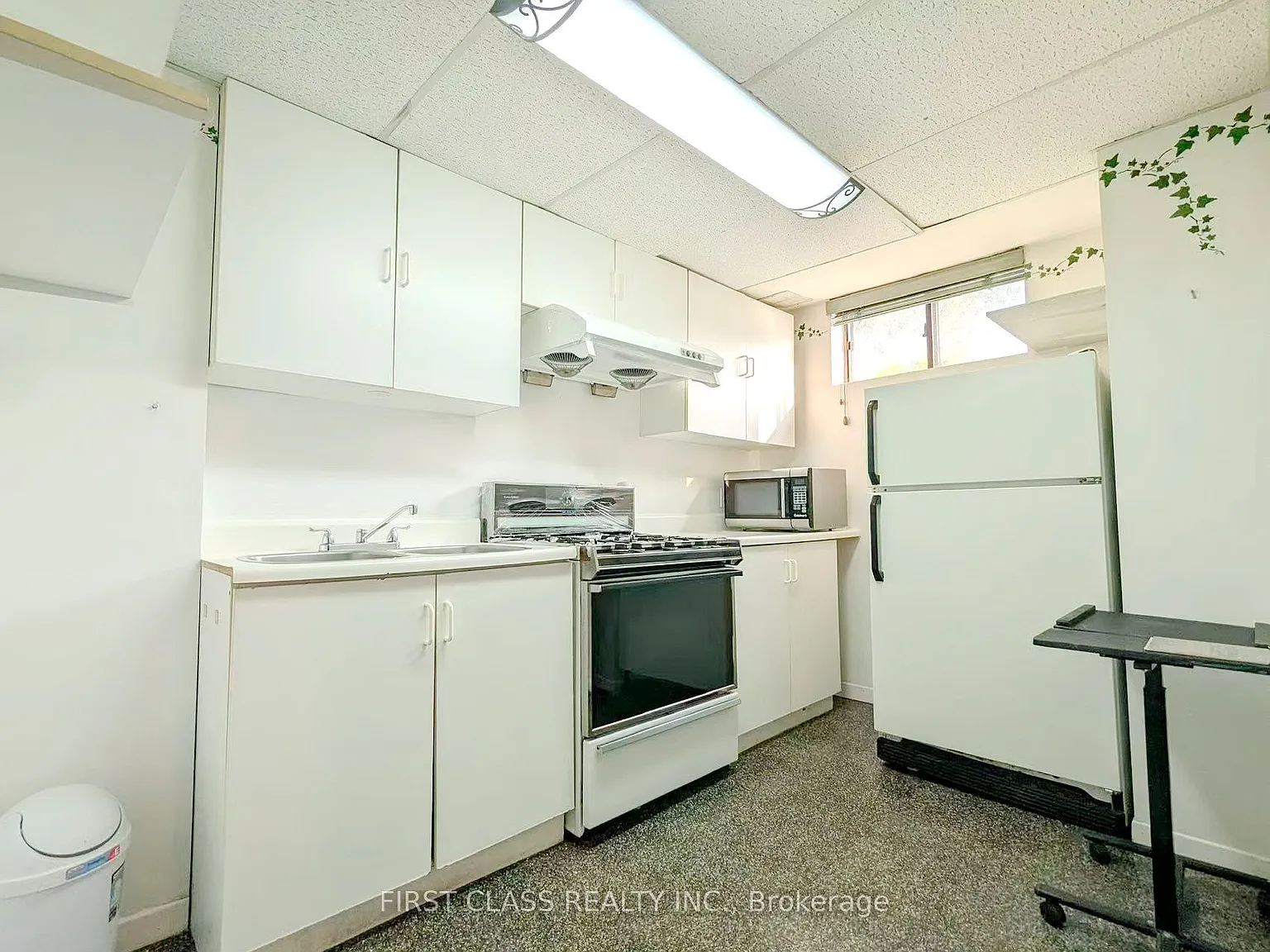 2 bed, $1,750 — Photo 3