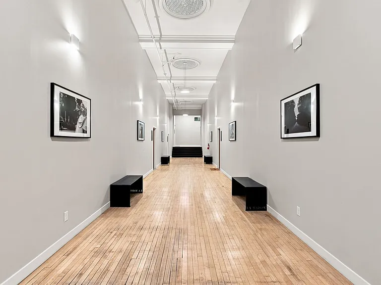 La Maison — Photo 19
