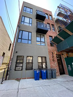 Rented by NY Living Solutions | media 11