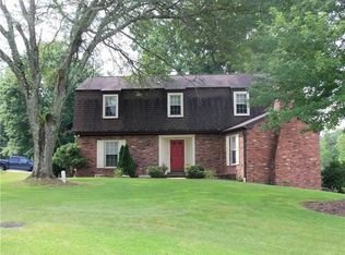 100 Concord Dr, Canonsburg, PA 15317