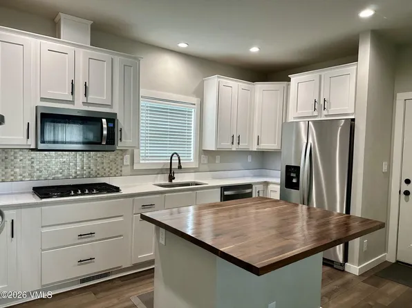 353 Steamboat Dr, Gypsum, CO 81637