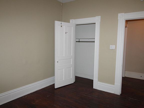 4th image of 923 Beech Ave APT 1