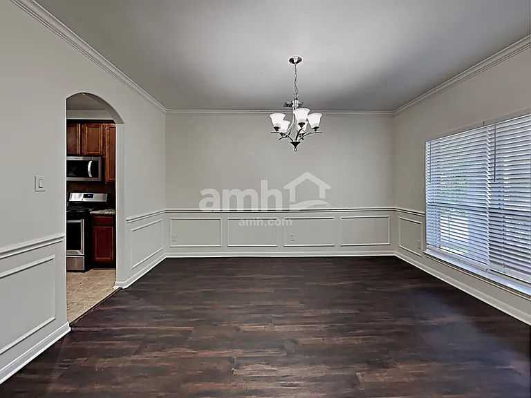1735 Park Oak Dr — Photo 8