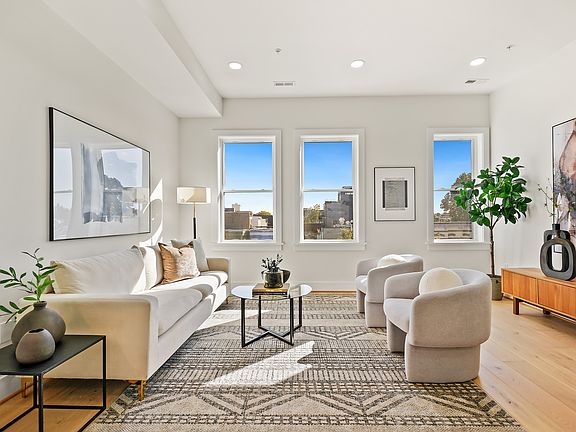 5th image of 808 12th St NE #3