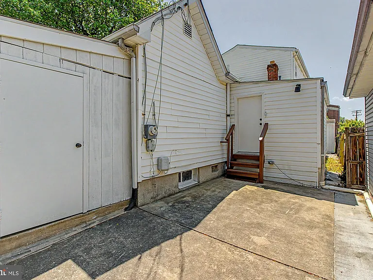 1329 Bethlehem Ave — Photo 41