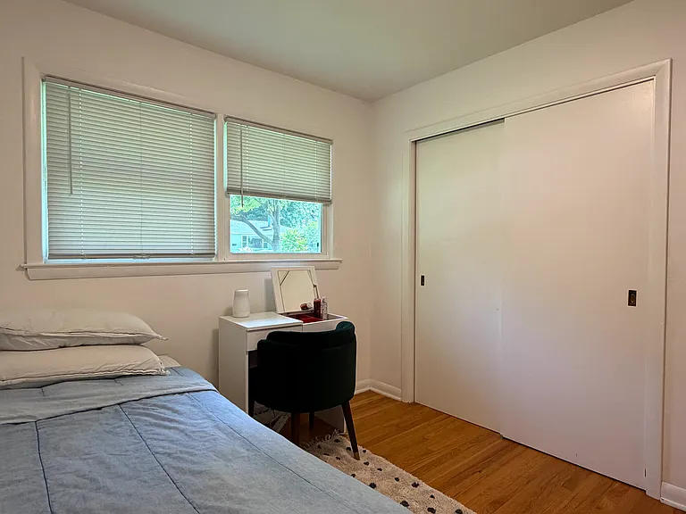 4906 Phillip Ln — Photo 17