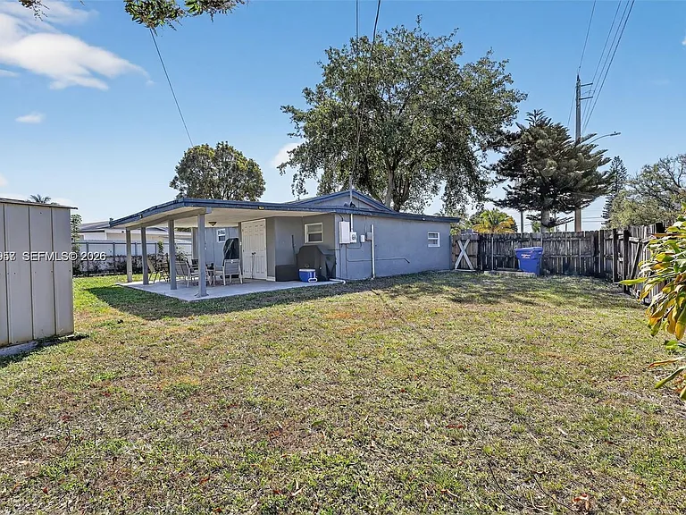 6791 Scott St — Photo 16