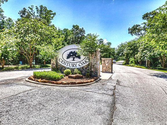 3rd image of 26421 Century Oaks Blvd