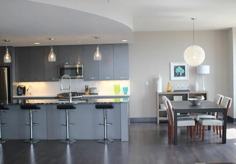 Kitchen/Dining