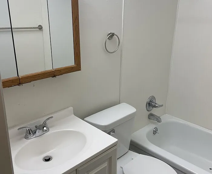 4336 Hartland Center Rd #8 — Photo 2