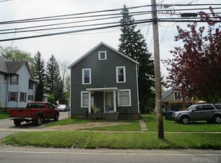 432 E Center St, Medina, NY 14103